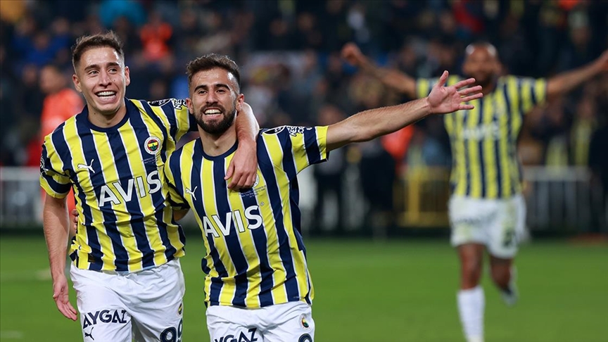 Fenerbahçe, son dakikalarda güldü!