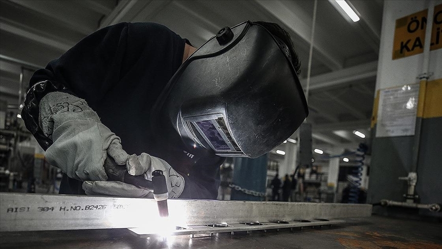 Reel Kesim Güven Endeksi ekimde 0,4 puan artarak 103,3'e yükseldi