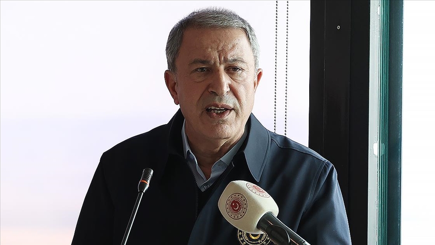 Bakan Akar: (Kimyasal silah iddiası) Ne zaman terör örgütü çöküş sürecine girdi, karalama yoluna gitmeye çalıştılar