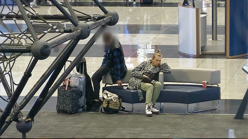 İstanbul Havalimanı'ndaki cep telefonu hırsızlığı güvenlik kameralarında