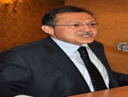 AK Parti Genel Başkan Yardımcısı Uğur: Yerel Gazeteler Resmî İlana Güvenmesin!