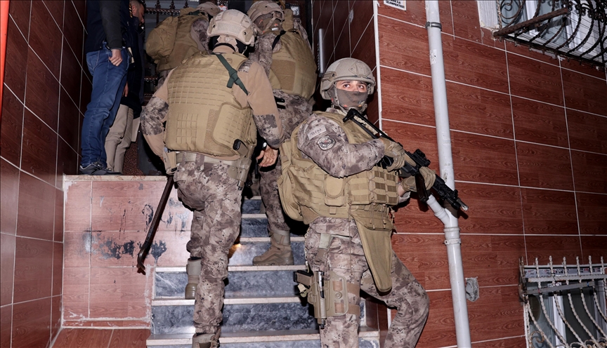 İstanbul merkezli siber dolandırıcılık operasyonunda 39 kişi tutuklandı