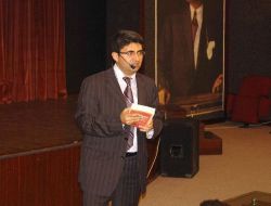 AK Parti'nin Siyaset Akademisi Başladı