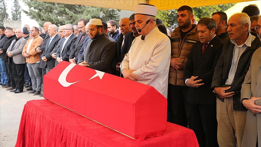 Karkamış'taki terör saldırısında hayatını kaybeden 5 yaşındaki Hasan Karataş son yolculuğuna uğurlandı