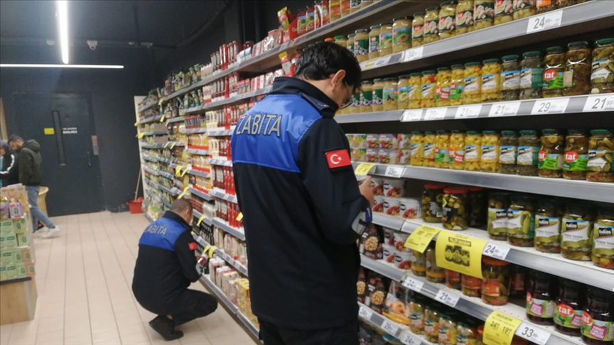 Trakya ve Mersin'de marketlerde fahiş fiyat denetimi yapıldı