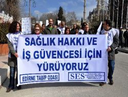 Sağlıkçılar Tıp Bayramı'nda Eylem Yaptı