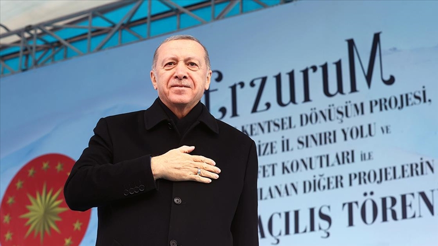 Erdoğan: Karadeniz gazıyla ilgili yeni müjdeleri pazartesi günü milletimizle paylaşacağız