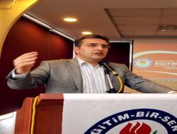 Eğitim Bir Sen Görevde Yükselme Sınavı İçin Seminer Düzenliyor