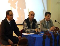 İlkğretim Öğrencileri Karagöz Öğreniyor