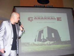 Uğurluel Ve Yeprem Umut Derneği Üyelerine Tarih Sahnesinde Çanakkale'yi Anlattı