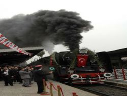 Atatürk'ün Adana'ya Gelişinin 87. Yıldönümü Törenlerle Kutlandı