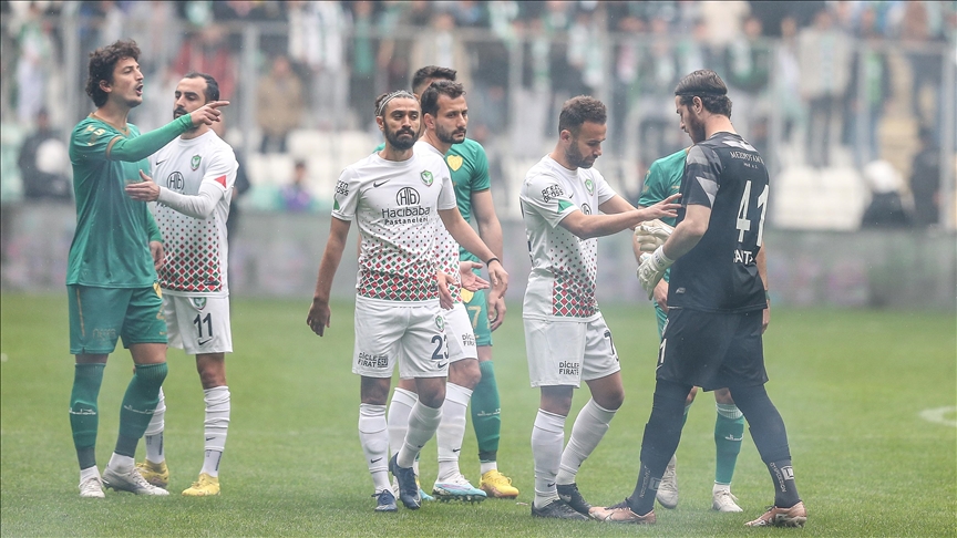 Bursaspor-Amed Sportif Faaliyetler maçının ardından yaşanan darp olayıyla ilgili soruşturma başlatıldı