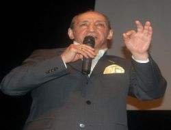 Rizeliler, Cemal Safi İle Şiire Doydu