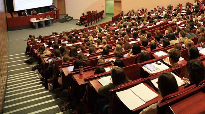 Üniversitelerde yüz yüze eğitim yarın başlıyor