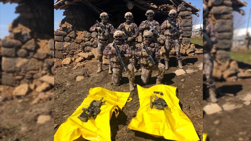 Van Erciş Yankıtepe kırsalında 1'i mavi kategoride, 2 terörist etkisiz hale getirildi