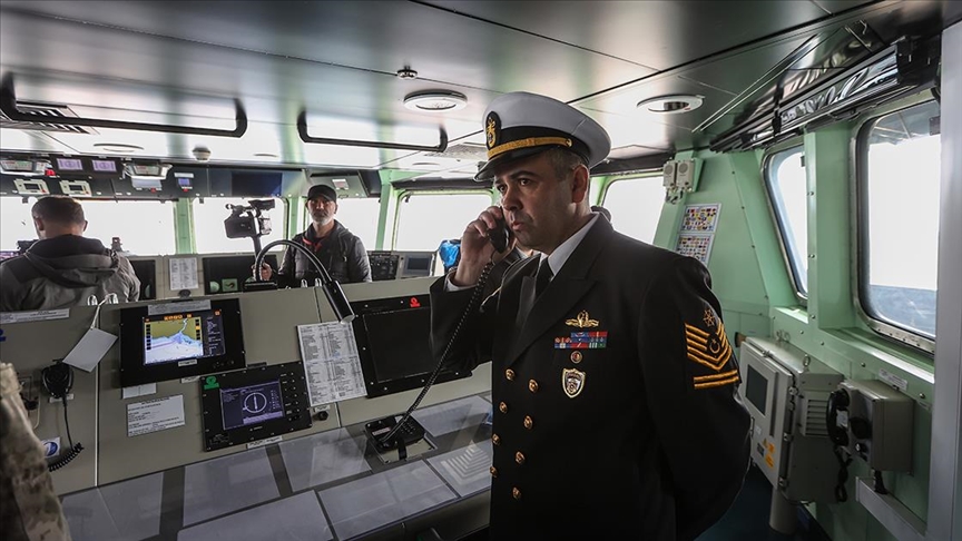 TCG Anadolu gemisi, gazetecilere kapısını açtı!