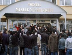 Tunceli Üniversitesi Öğrencileri, Halepçe Katliamı'nı Protesto Etti