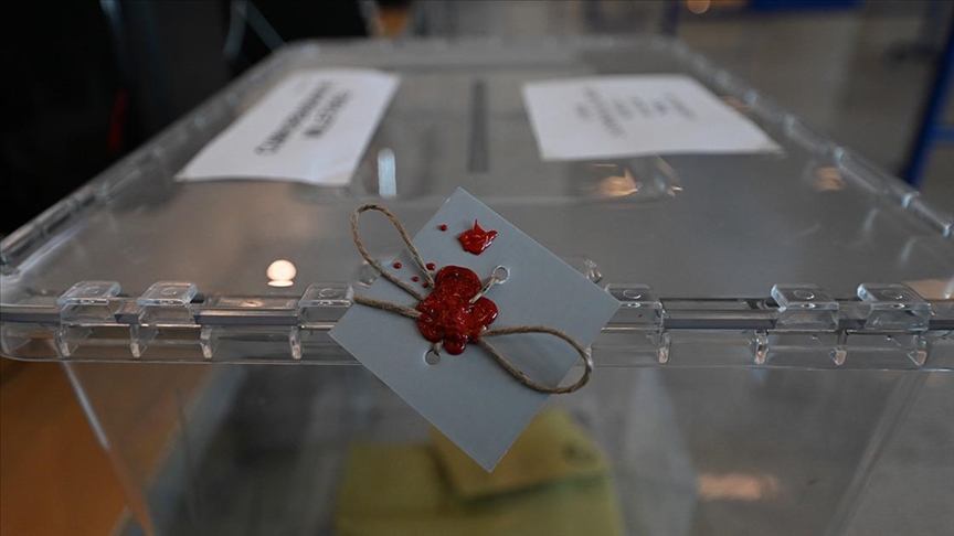 SEÇİM 2023 / Yurt dışına kayıtlı seçmenler oy vermeye başladı