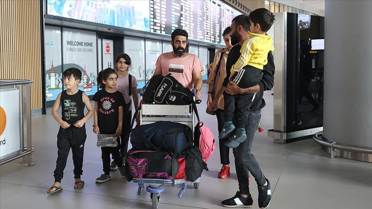 Sudan'dan tahliye edilenlerin sayısı 1500'e ulaştı