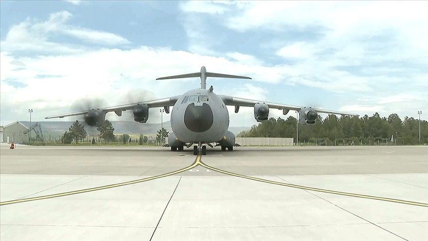 MSB, tahliye için Sudan'a giden C-130 uçağına hafif silahla ateş açıldığını bildirdi