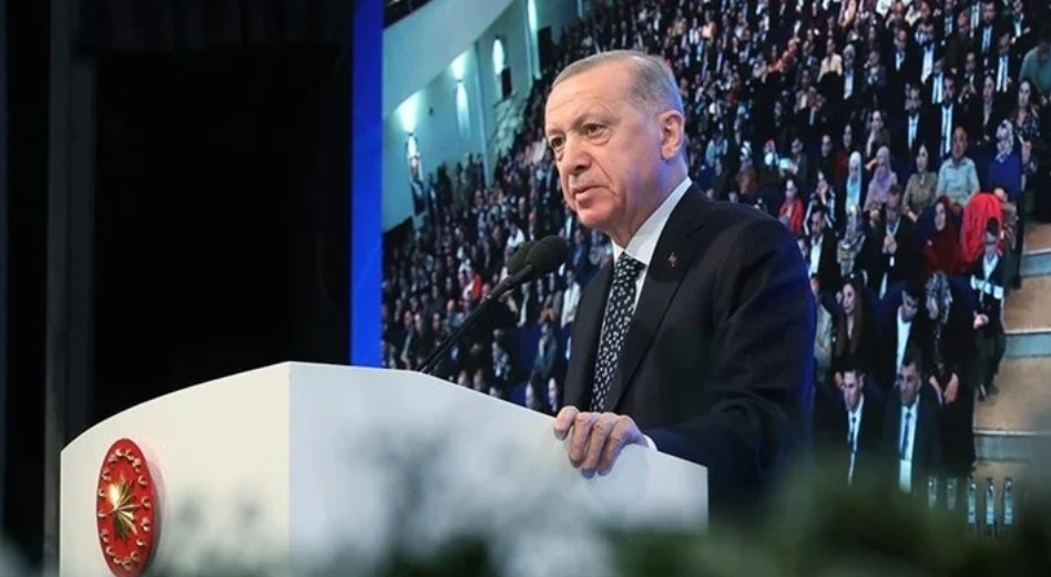 Erdoğan: Tek kalemde cumhuriyet tarihimizin en büyük öğretmen atamasını gerçekleştiriyoruz