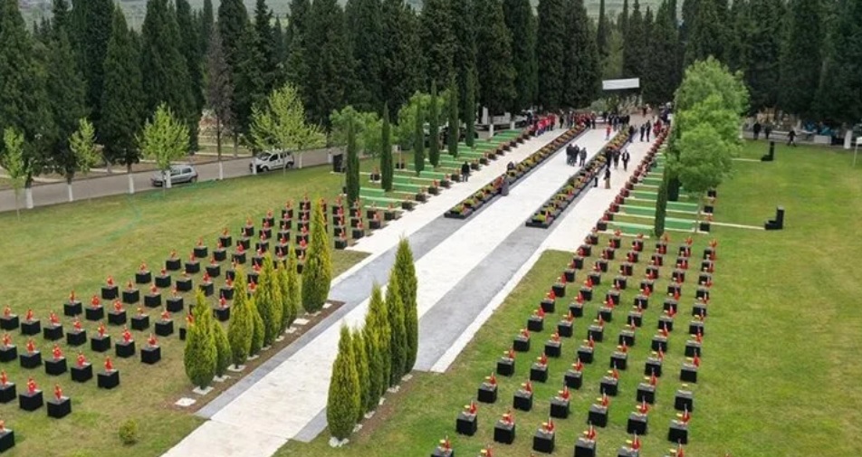 Soma'daki maden şehitleri facianın 9. yılında anılıyor