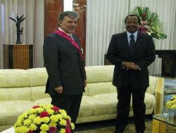 Gül, Kamerun Cumhurbaşkanı İle Bir Araya Geldi!
