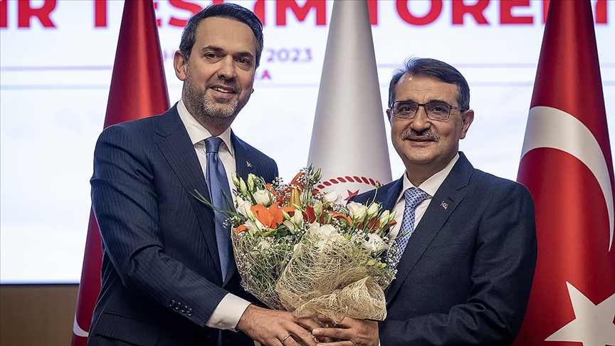 Enerji ve Tabii Kaynaklar Bakanlığı'nda Devir Teslim Töreni