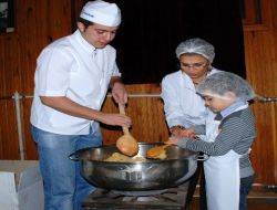 Edirne'de Helva Tadında Sohbetler Başladı