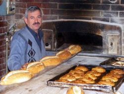 Kırıkkale'de Her Gün 25 Bin Ekmek İsraf Ediliyor