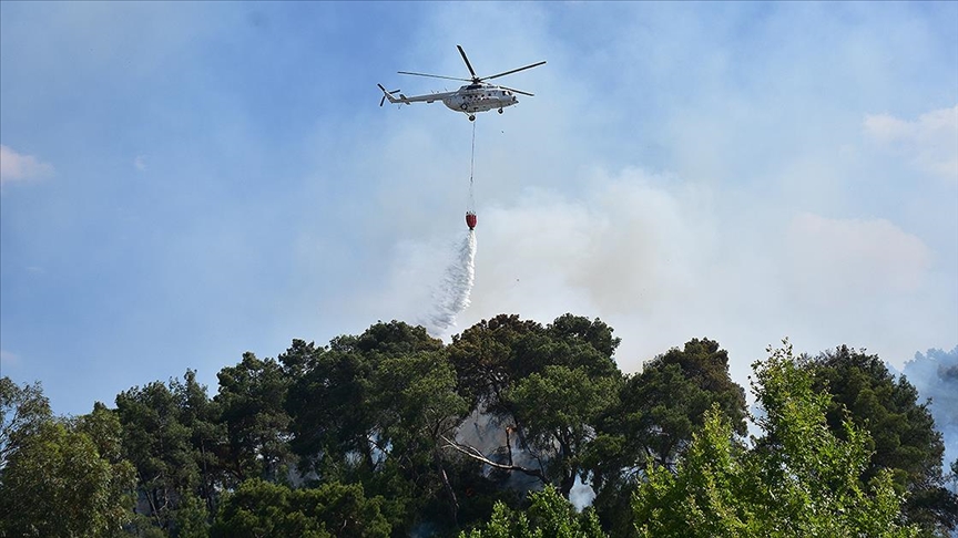 Antalya'da çıkan orman yangını kontrol altına alındı