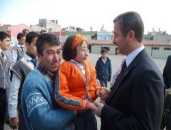 Başkan Tahmazoğlu, Engelli Öğrenciye Verdiği Akülü Sandalye Sözünü Tuttu