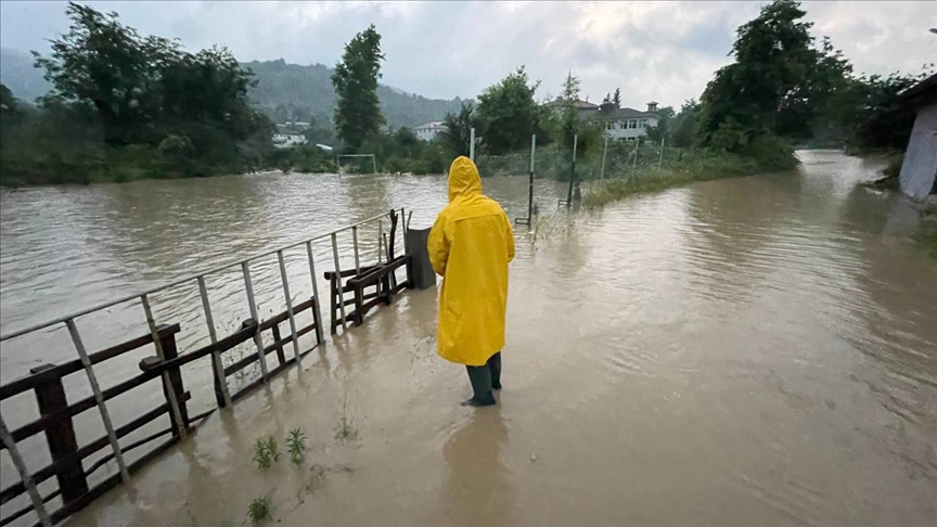 Yığılca'da 36 saatte metrekareye 225 kilogram yağış düştü!