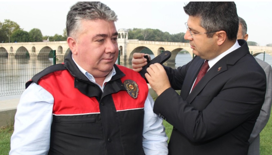 Edirne'de uyuşturucu kaçakçıları polis müdürünü nasıl kullanmış?