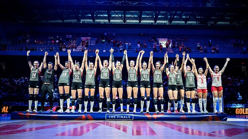 Türkiye Voleybolda Dünya "1" NUMARASI