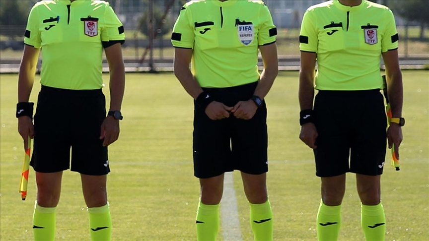 Futbolda 2023-2024 sezonunda görev yapacak hakem ve gözlemciler açıklandı