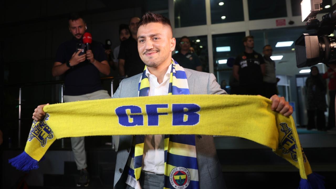 Cengiz Ünder Fenerbahçe için İstanbul'a geldi