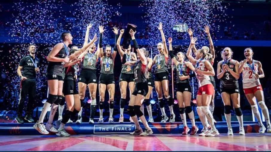 Türk voleybolunun AVRUPA ŞAMPİYONLUĞU hayali
