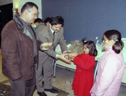 Çanakkale Şehitlerini Anma Gecesinde Üzüm Hoşafı Ve Ekmek İkram Edildi