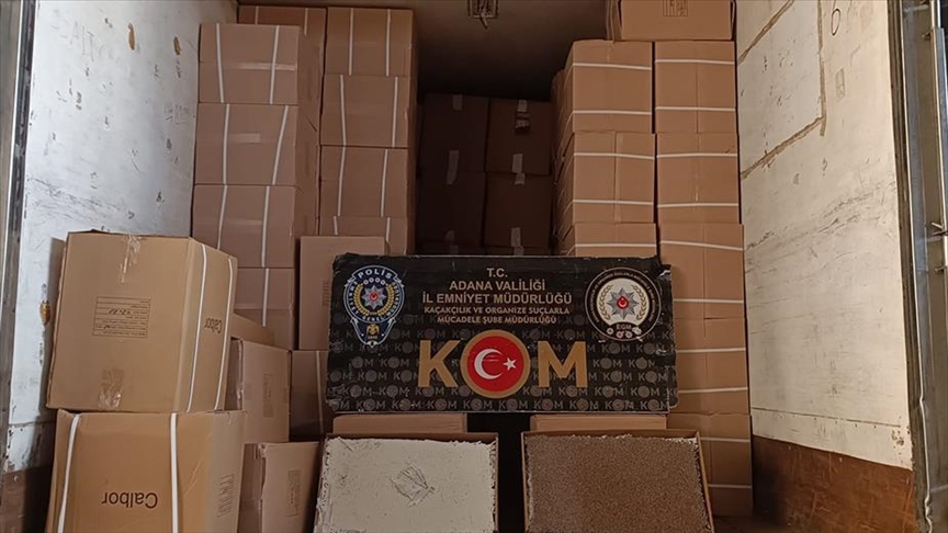 Adana'da 23 milyon 106 bin 200 makaron ele geçirildi!