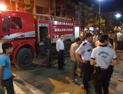 Alışveriş Merkezinde Çıkan Yangın Hasara Sebep Oldu