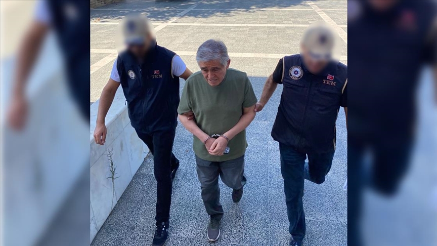 Yerlikaya, turuncu kategoride aranan FETÖ'cü Çetinkaya'nın yakalandığını açıkladı