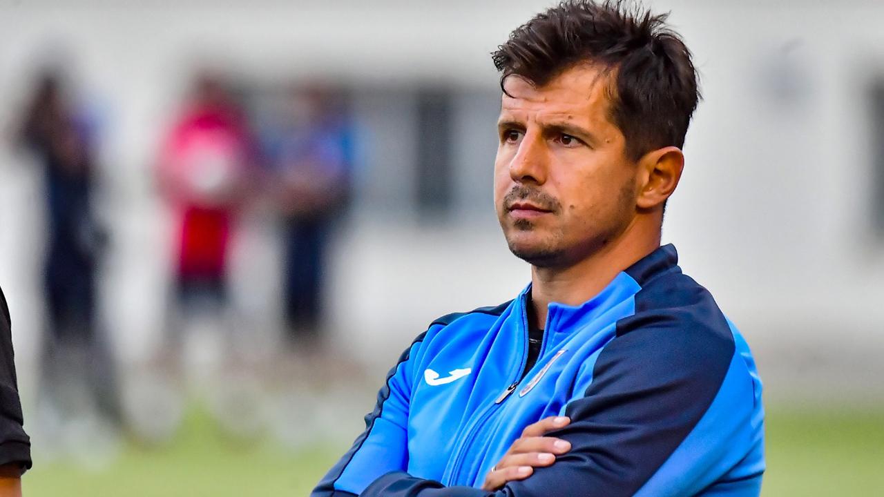 RAMS Başakşehir'de teknik direktör Emre Belözoğlu ile yollar ayrıldı