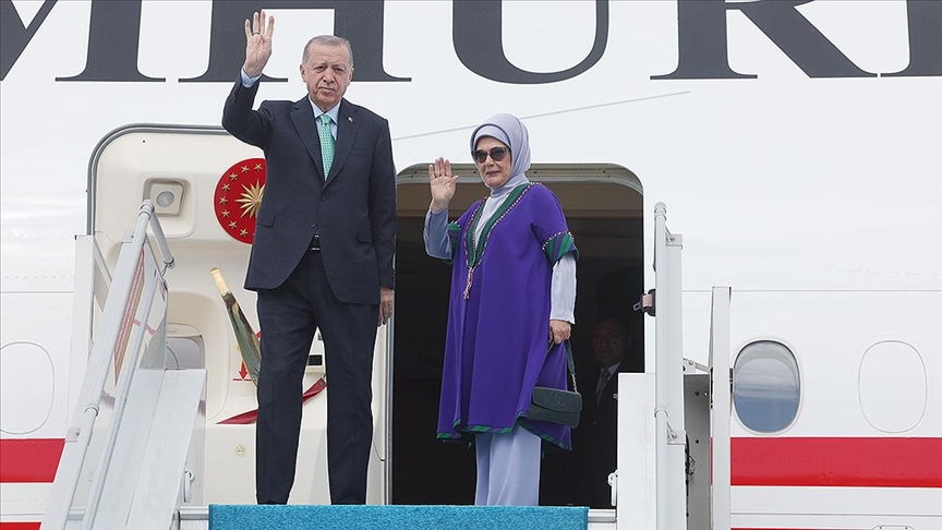 Erdoğan, G-20 Liderler Zirvesi'ne katılmak üzere Hindistan'da..
