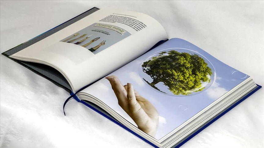 Erdoğan, G20 liderlerine "Yaşanabilir Bir Dünya İçin Türkiye'nin Sıfır Atık Yolculuğu" kitabını takdim etti