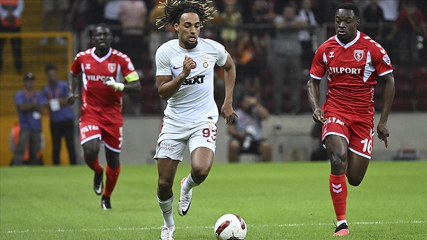 Maç Sonucu: Galatasaray 4-2 Y. Samsunspor