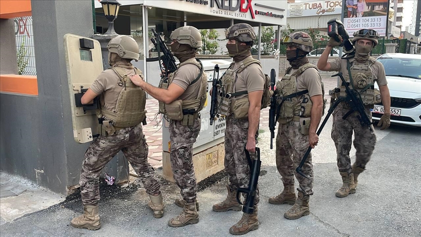 Dublörlü Suç Örgütüne Operasyon: 21 gözaltı kararı