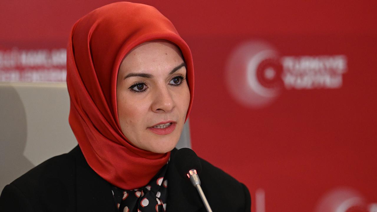 Bakan Göktaş: 566 bin kişiye evde bakım yardımı ödemesi yaptık