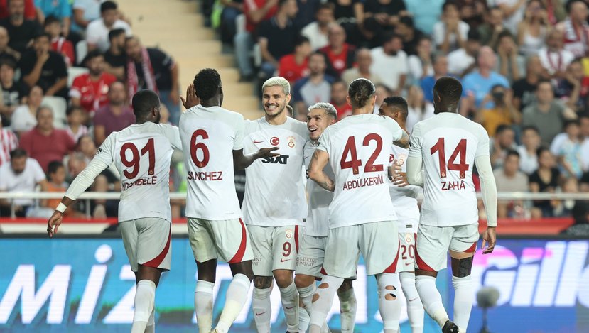 Galatasaray, Bitexen Antalyaspor'u mağlup etti