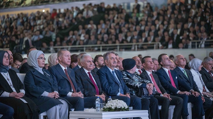 AK Parti'de yeni MKYK'nin öncelikli mesaisi YEREL SEÇİM